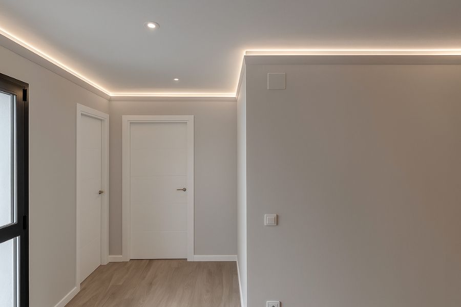 Nguồn đũa KingLED ND-48-12 thiết kế dạng đũa nhỏ gọn, phù hợp với không gian hẹp hoặc lắp trong thanh nhôm.